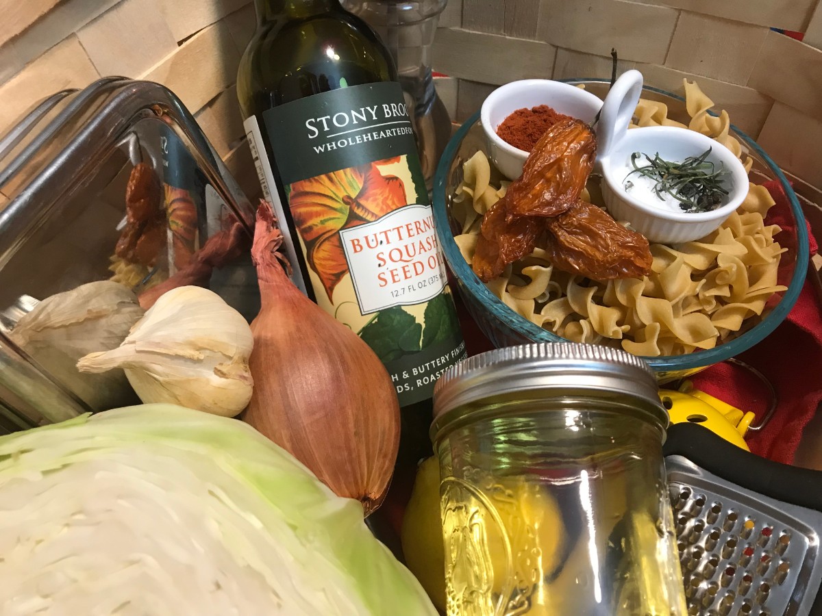 Pack a pantry basket for a winter weekend getaway